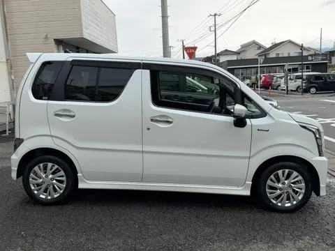 Suzuki Wagon R Stingray
