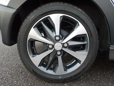Mitsubishi eK X