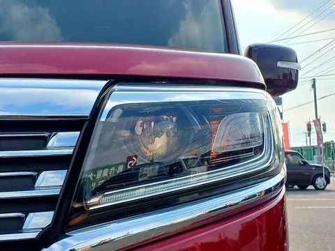 Suzuki Spacia Custom