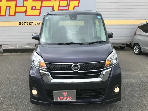 Nissan Dayz Roox