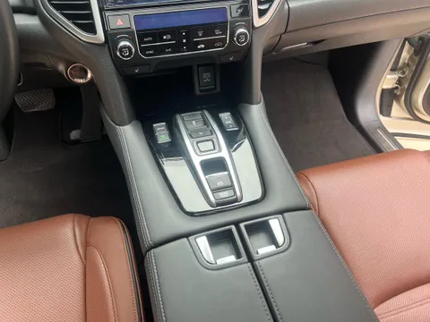 Honda UR-V