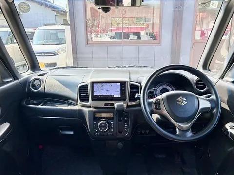 Suzuki Spacia Custom Z