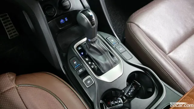 Hyundai Grand Santa Fe (Maxcruz)