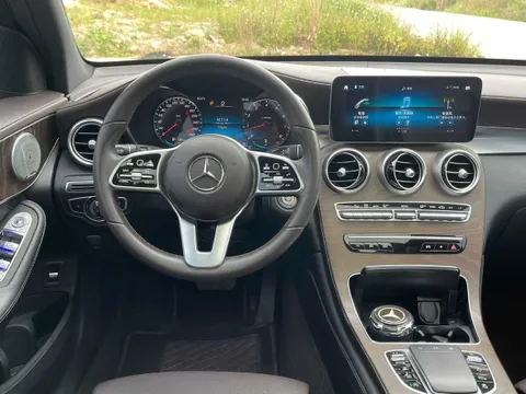 Mercedes-Benz Mercedes-Benz GLC