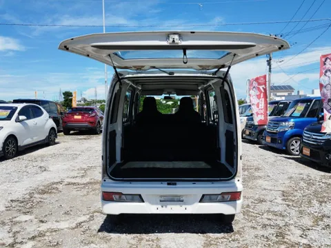 Toyota Pixis Van