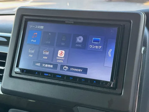 Honda N-BOX Custom