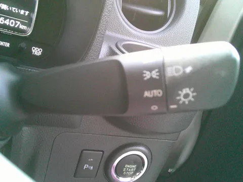 Daihatsu Mira Tocot
