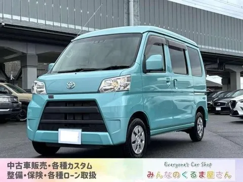Toyota Pixis Van