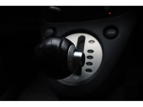 Subaru R2