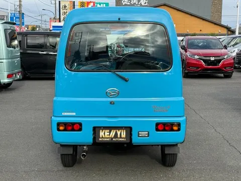 Daihatsu Midgetii