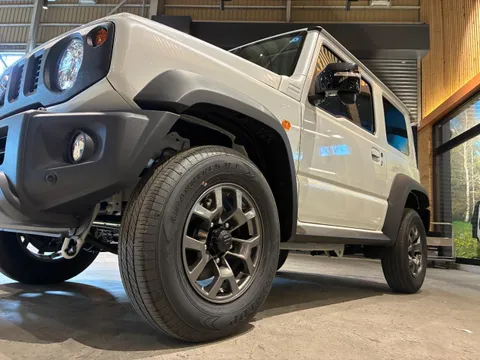 Suzuki Jimny Sierra