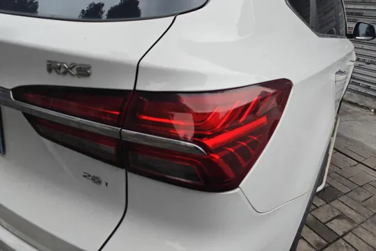 Roewe RX5