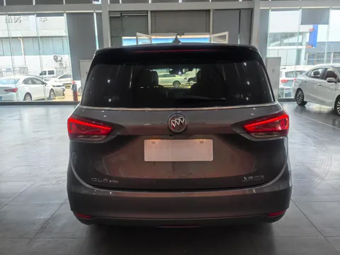 Buick GL6