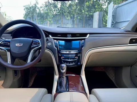Cadillac XTS