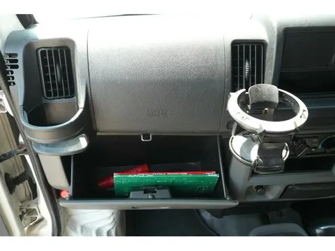 Mitsubishi Minicab Van