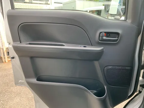 Mitsubishi Minicab Van