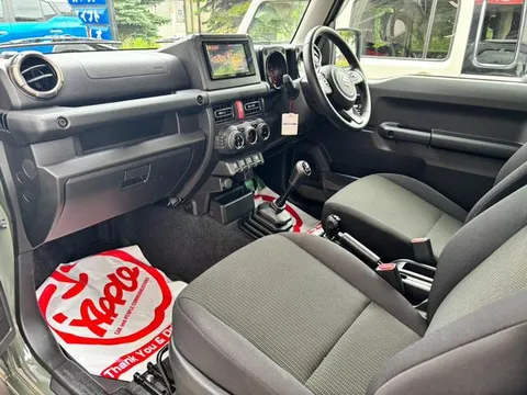 Suzuki Jimny Sierra