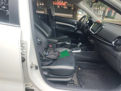 Kia KX1