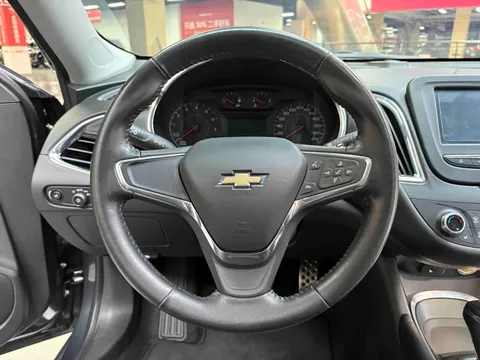 Chevrolet Malibu XL