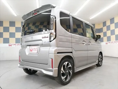 Suzuki Spacia Custom