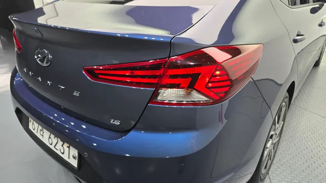 Hyundai Elantra (Avante)