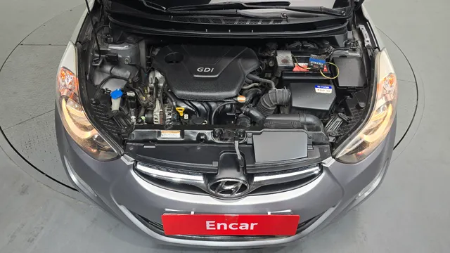 Hyundai Elantra (Avante)