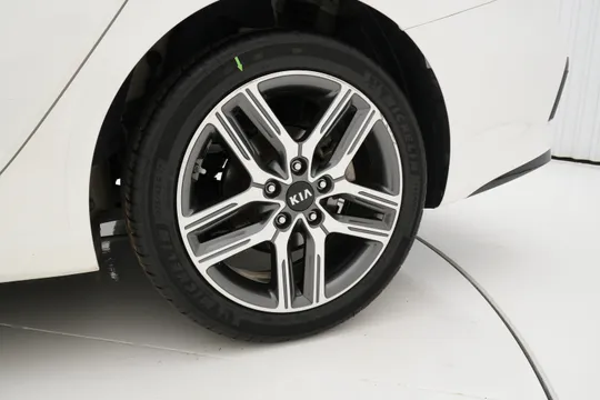 Kia Cerato (K3)