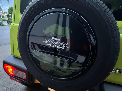 Suzuki Jimny Sierra