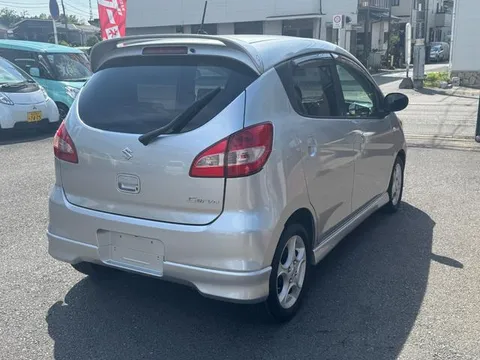 Suzuki Cervo