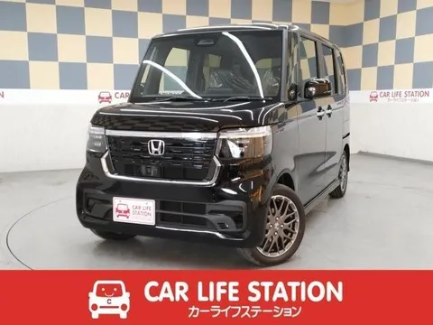 Honda N-BOX Custom