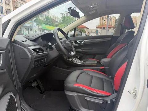 Geely Emgrand GS