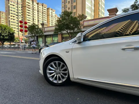 Cadillac XTS