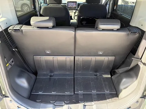 Suzuki Spacia Gear