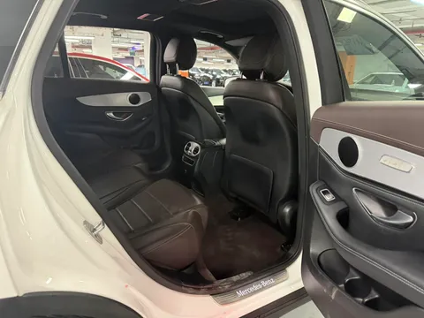 Mercedes-Benz Mercedes-Benz GLC
