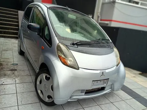 Mitsubishi I