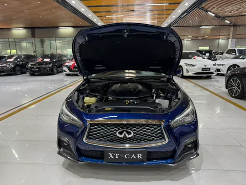 Infiniti Q50L