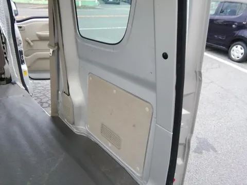 Mitsubishi Minicab Van