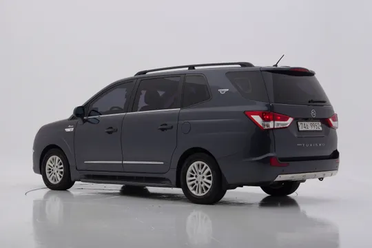SsangYong Stavic (Korando Turismo)