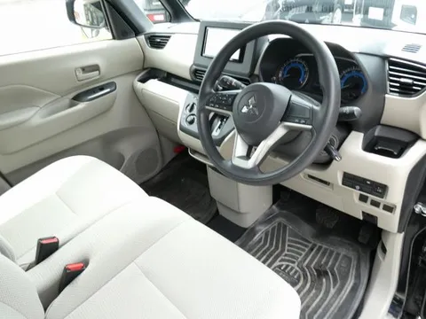 Mitsubishi eK Space