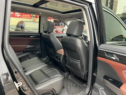 Gac GS8