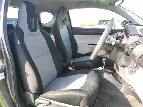 Toyota iQ