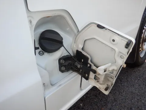 Mitsubishi Minicab Van