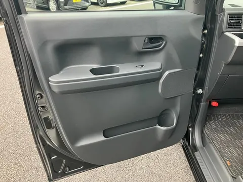 Toyota Pixis Mega