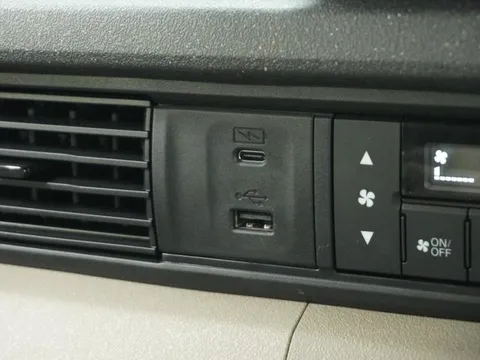 Honda N-BOX Joy