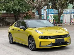 Lynk & Co 03