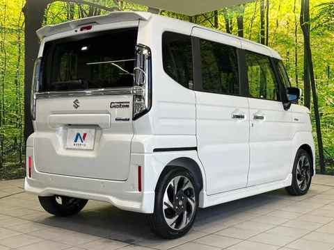 Suzuki Spacia Custom