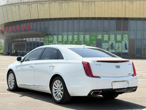 Cadillac XTS