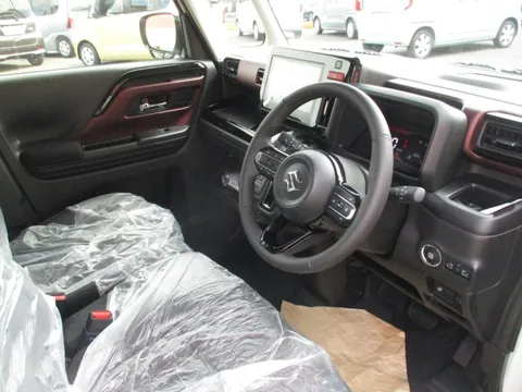 Suzuki Spacia Custom