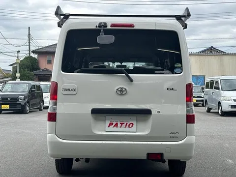 Toyota TownAce Van