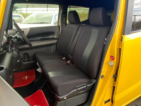 Honda N-BOX Slash